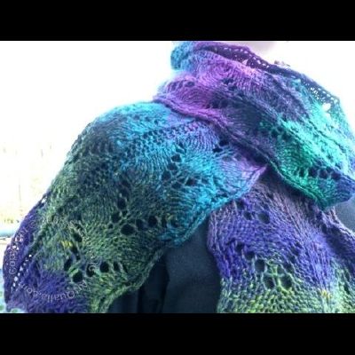 Wings of Desire Scarf by Susanna IC, free pattern, photo © ArtQualia